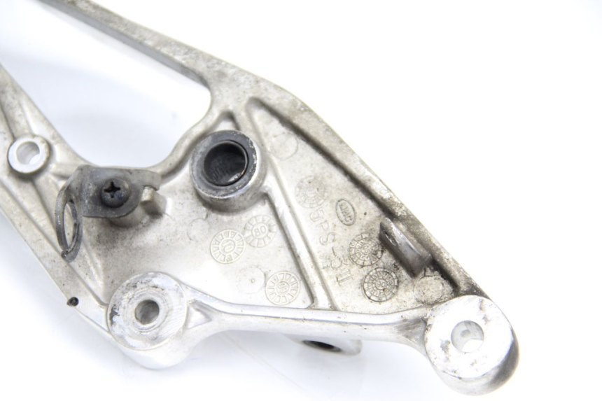 photo de Piastra poggiapiedi anteriore destro YAMAHA TDM ABS 900 (2002 - 2014) - Primo piano tecnico