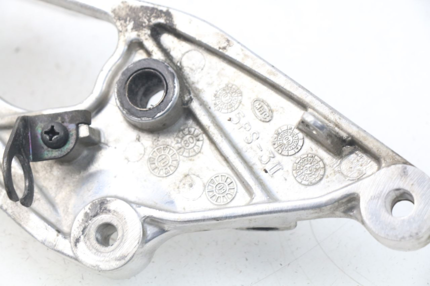 photo de Piastra poggiapiedi anteriore destro YAMAHA TDM ABS 900 (2002 - 2014) - Altra angolazione