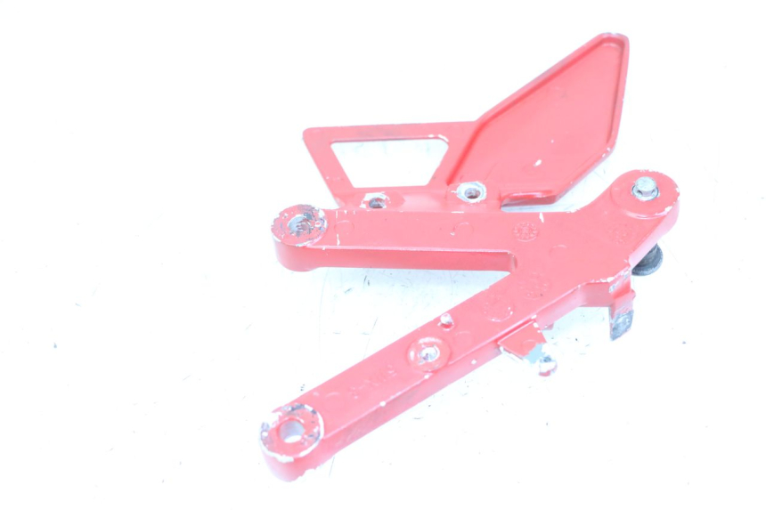 photo de PEDANA ANTERIORE DESTRA SUPPORTO YAMAHA TZR 50 (2008 - 2016) - Altra angolazione