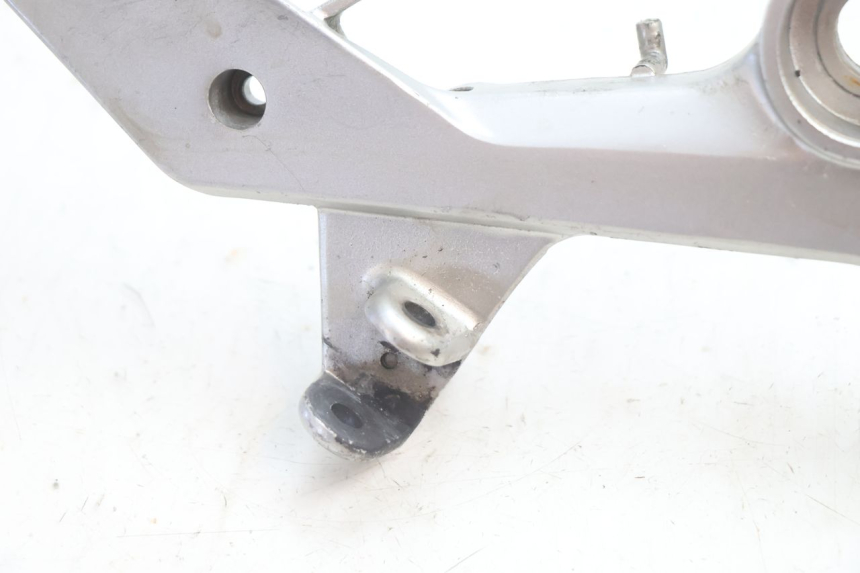 photo de PEDANA ANTERIORE DESTRA SUPPORTO HONDA VFR FI RC46 800 (1998 - 2001) - Zoom sullo stato d'uso