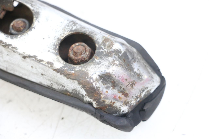 photo de PIASTRA PEDANA ANTERIORE DESTRA YAMAHA XJ F 900 (1983 - 1994) - Primo piano tecnico