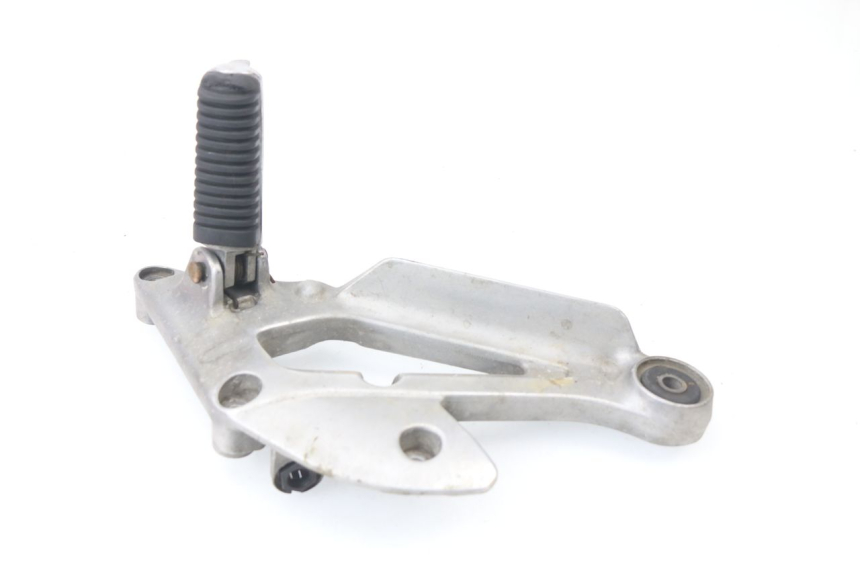 photo de PIASTRA PEDANA ANTERIORE DESTRA YAMAHA XJN XJ N DIVERSION 600 (1994 - 1997) - Altra angolazione