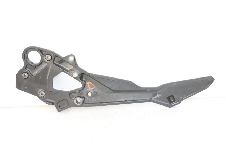 photo de PEDANA ANTERIORE DESTRA SUPPORTO YAMAHA XJ6 ABS 600 (2008 - 2016) - Primo piano tecnico