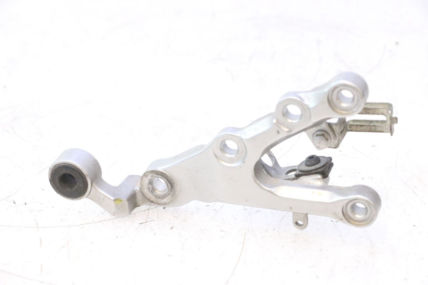 photo de PEDANA ANTERIORE DESTRA SUPPORTO YAMAHA YZF R6 600 (2008 - 2009) - Vista principale