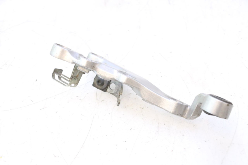 photo de PEDANA ANTERIORE DESTRA SUPPORTO YAMAHA YZF R6 600 (2008 - 2009) - Altra angolazione