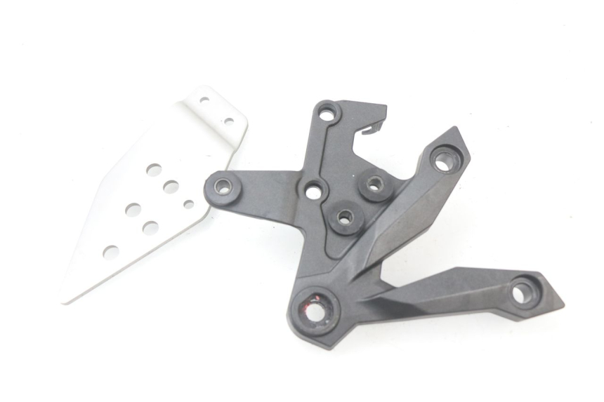 photo de PEDANA ANTERIORE DESTRA SUPPORTO KAWASAKI Z ABS 750 (2007 - 2013) - Altra angolazione