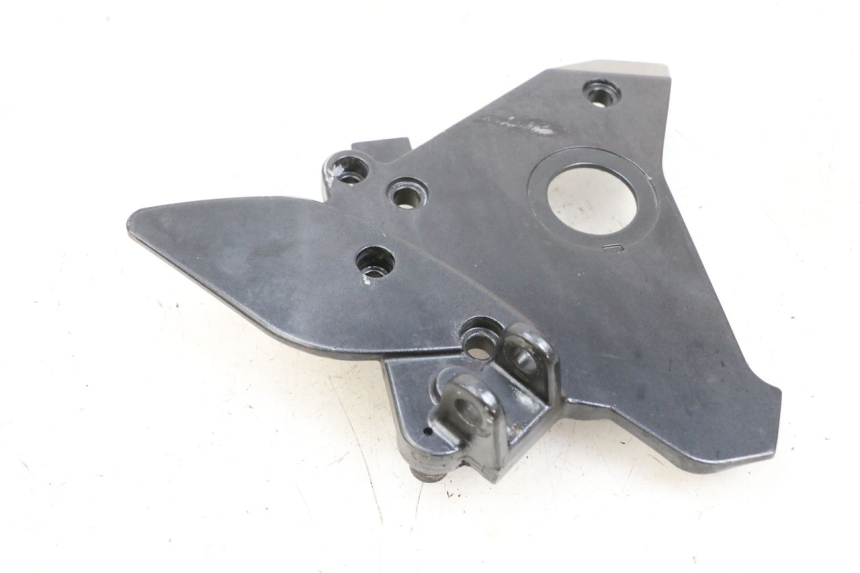 photo de PEDANA ANTERIORE DESTRA SUPPORTO KAWASAKI ZR 7 750 (1999 - 2004) - Stato della superficie e materiale