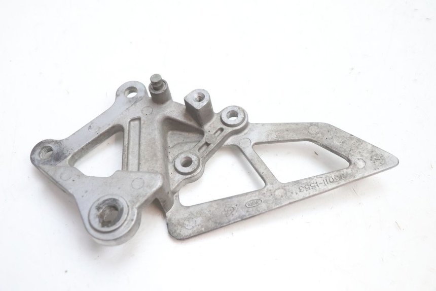 photo de PIASTRA PEDANA ANTERIORE DESTRA KAWASAKI ZX-6R ZX6R 600 (1995 - 1997) - Zoom sullo stato d'uso