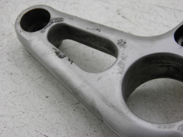 photo de PIASTRA PEDANA ANTERIORE SINISTRA BMW R RS 1150 (2001 - 2005) - Dettaglio del componente