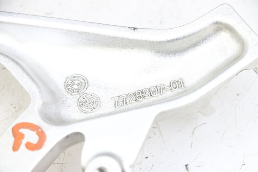 photo de PEDANA ANTERIORE SINISTRA SUPPORTO BMW S RR ABS S1000RR 1000 (2015 - 2018) - Dettaglio del componente