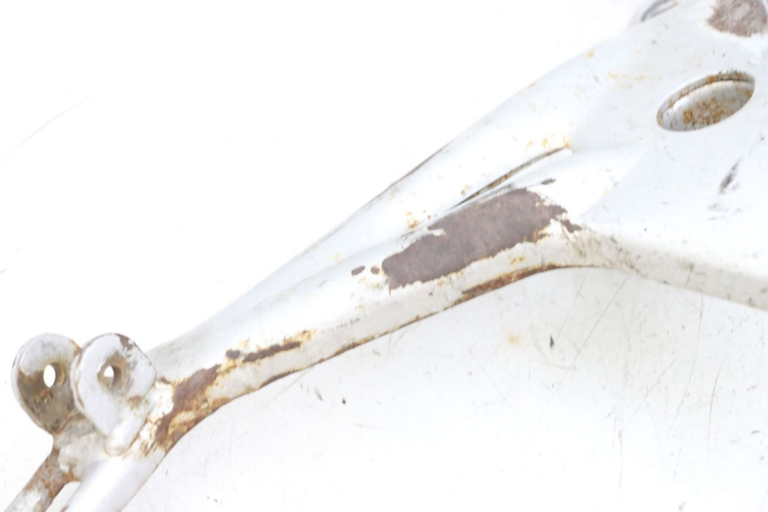 photo de PEDANA ANTERIORE SINISTRA SUPPORTO MAG POWER BOMBERS 4T 50 (2016 - 2026) - Stato della superficie e materiale