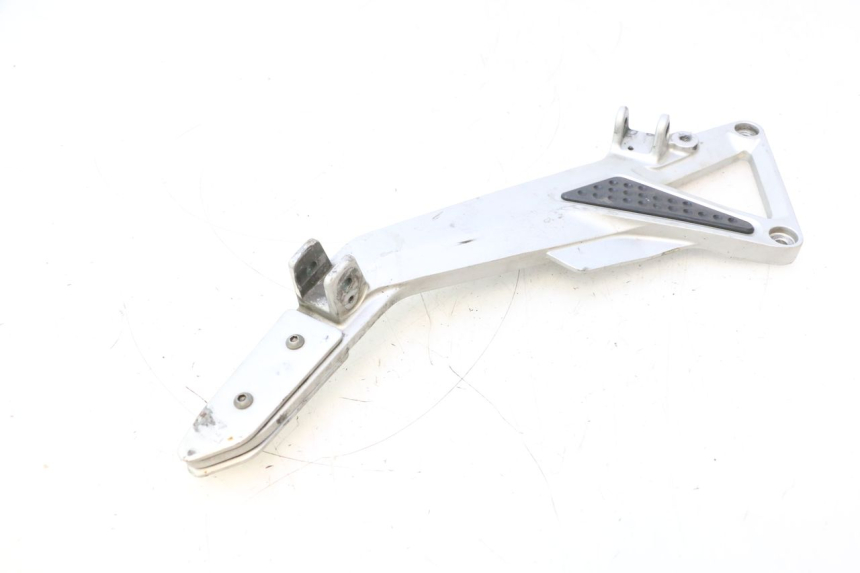 photo de PEDANA ANTERIORE SINISTRA SUPPORTO HONDA CB F HORNET 600 (2005 - 2006) - Altra angolazione