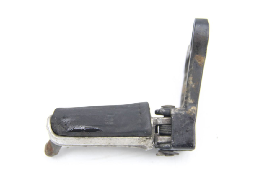 photo de PIASTRA PEDANA ANTERIORE SINISTRA HONDA CBR F SC21 1000 (1986 - 1992) - Altra angolazione