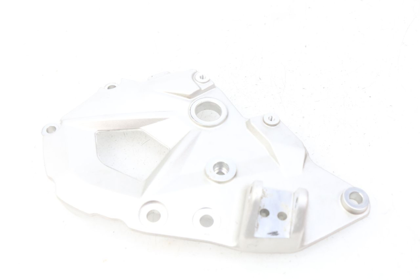 photo de PIASTRA PEDANA ANTERIORE SINISTRA BMW F GS K81 850 (2018 - 2023) - Altra angolazione