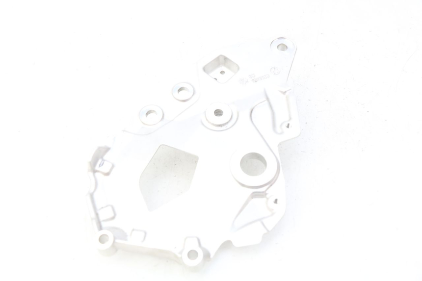 photo de PIASTRA PEDANA ANTERIORE SINISTRA BMW F GS K81 850 (2018 - 2023) - Primo piano tecnico