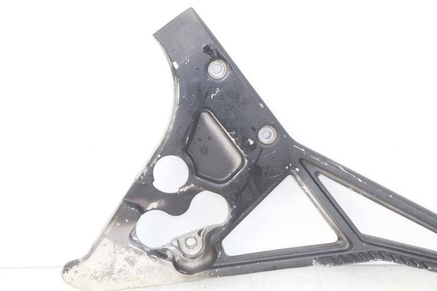 photo de PIASTRA PEDANA ANTERIORE SINISTRA YAMAHA FJ 3CX 1200 (1986 - 1996) - Dettagli dei punti di fissaggio