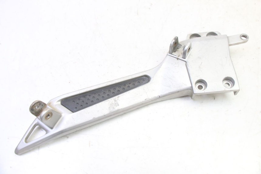 photo de PIASTRA PEDANA ANTERIORE SINISTRA YAMAHA FJR ABS 1300 (2006 - 2012) - Vista d'insieme del prodotto