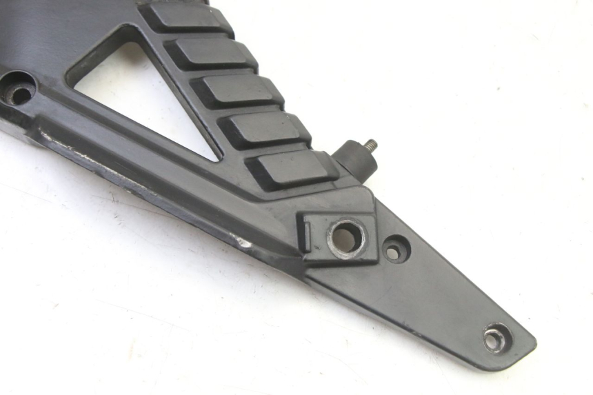 photo de PEDANA ANTERIORE SINISTRA SUPPORTO BMW K 75 RT 750 (1989 - 1997) - Altra angolazione