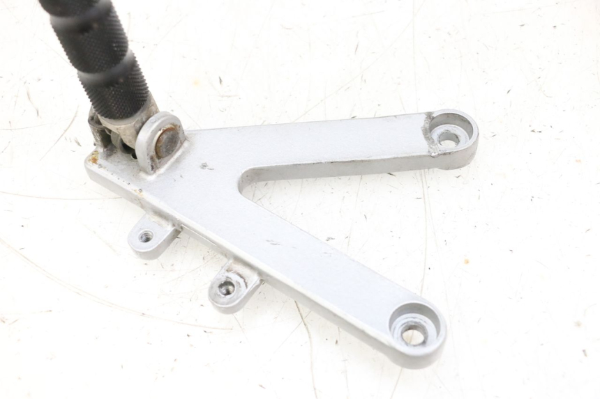 photo de PEDANA ANTERIORE SINISTRA SUPPORTO HONDA NSR R 125 (1994 - 2003) - Zoom sullo stato d'uso