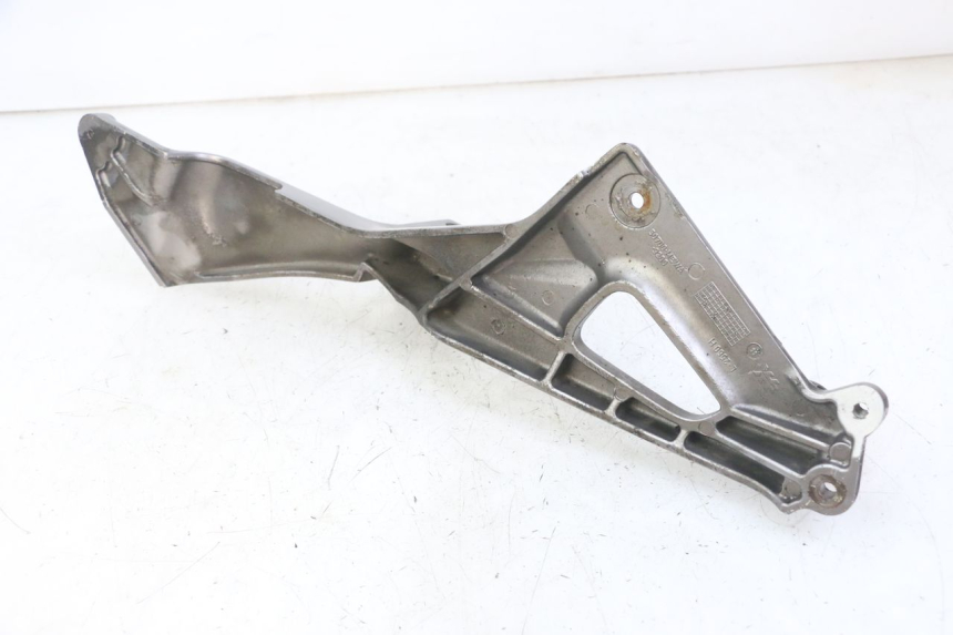 photo de PEDANA ANTERIORE SINISTRA SUPPORTO HONDA NTV DEAUVILLE ABS 700 (2007 - 2016) - Altra angolazione