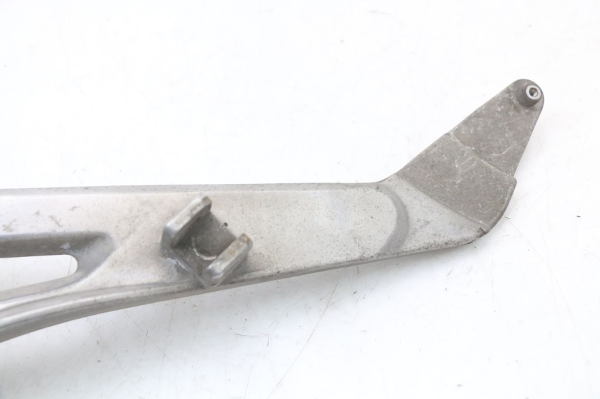 photo de PIASTRA PEDANA ANTERIORE SINISTRA HONDA NTV DEAUVILLE 650 (1998 - 2001) - Zoom sullo stato d'uso