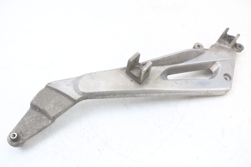 photo de PIASTRA PEDANA ANTERIORE SINISTRA HONDA NTV DEAUVILLE 650 (1998 - 2001) - Altra angolazione