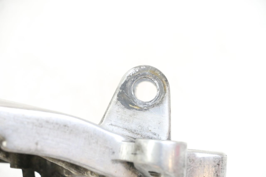 photo de PIASTRA PEDANA ANTERIORE SINISTRA HONDA NTV DEAUVILLE 650 (1998 - 2001) - Dettaglio del componente