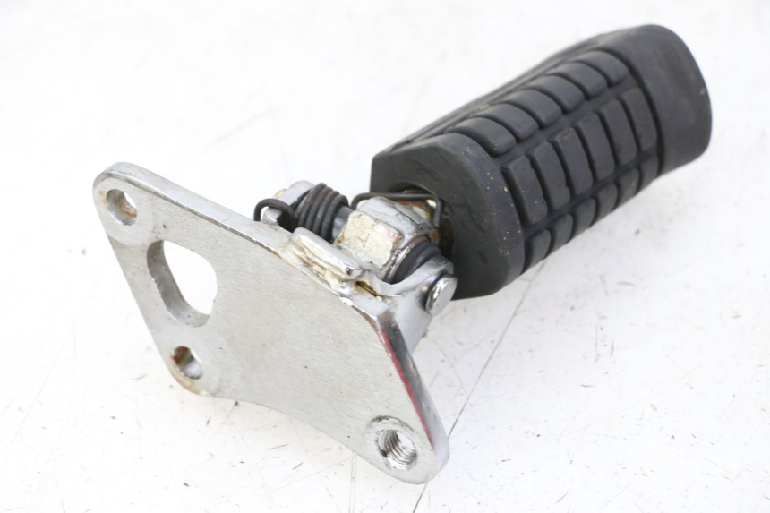 photo de PEDANA ANTERIORE SINISTRA SUPPORTO REGAL RAPTOR RAXTER 2 125 (2007 - 2015) - Altra angolazione