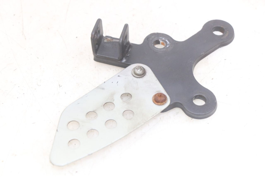 photo de PIASTRA PEDANA ANTERIORE SINISTRA YAMASAKI ROADSTER 50 (2013 - 2018) - Zoom sullo stato d'uso