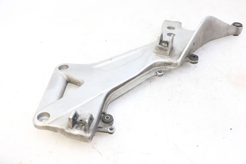 photo de PEDANA ANTERIORE SINISTRA SUPPORTO HONDA ST PAN EUROPEAN 1300 (2002 - 2013) - Dettaglio del componente