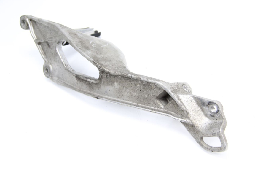 photo de PIASTRA PEDANA ANTERIORE SINISTRA YAMAHA TDM ABS 900 (2002 - 2014) - Altra angolazione