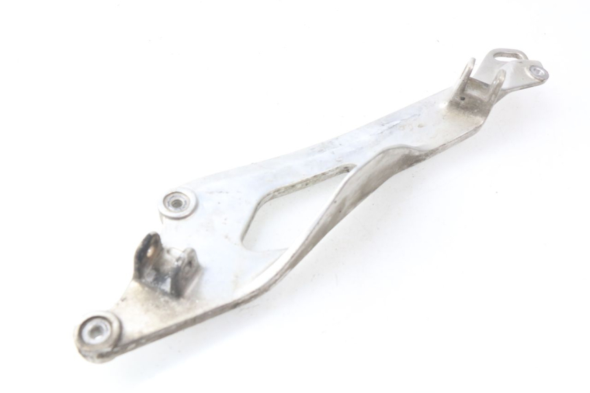 photo de PIASTRA PEDANA ANTERIORE SINISTRA YAMAHA TDM ABS 900 (2002 - 2014) - Ricambio usato controllato