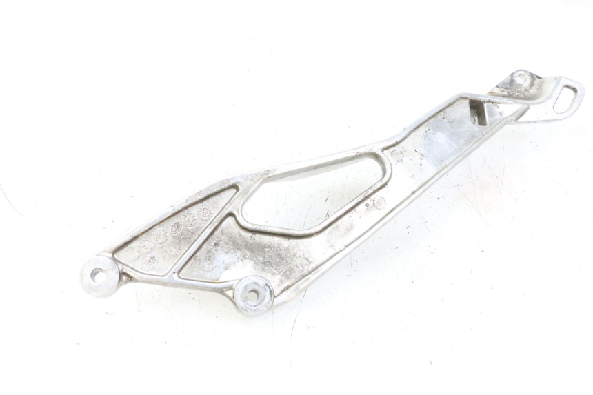 photo de PIASTRA PEDANA ANTERIORE SINISTRA YAMAHA TDM ABS 900 (2002 - 2014) - Altra angolazione