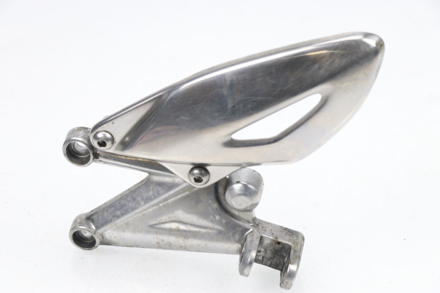 photo de PIASTRA PEDANA ANTERIORE SINISTRA TRIUMPH STREET TRIPLE 675 (2007 - 2012) - Vista principale