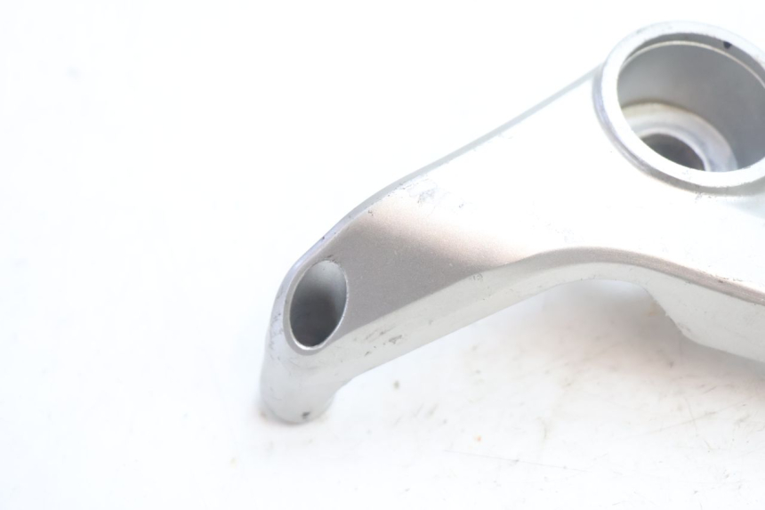 photo de PIASTRA PEDANA ANTERIORE SINISTRA HONDA VFR FI RC46 800 (1998 - 2001) - Dettaglio del componente