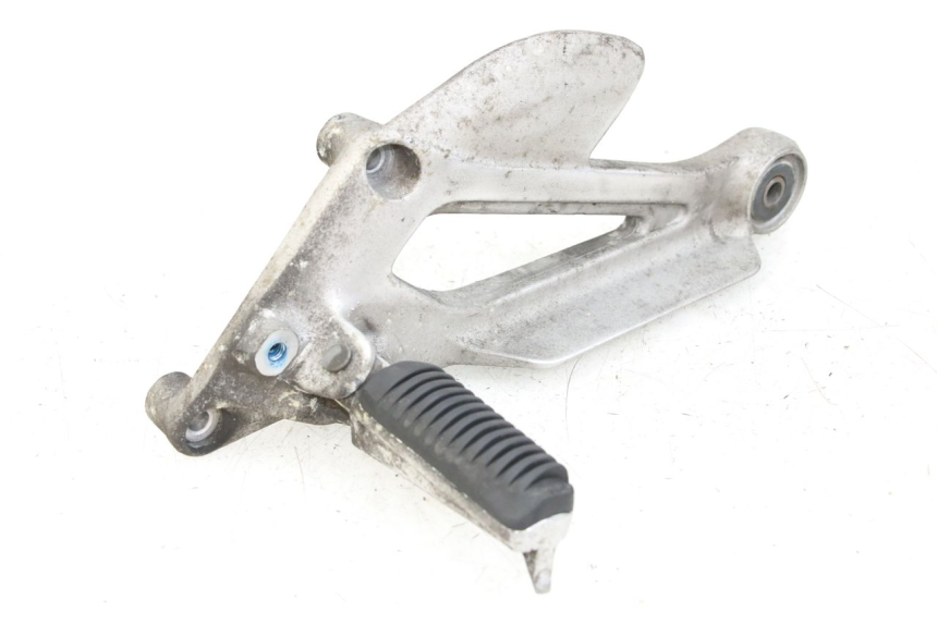 photo de PIASTRA PEDANA ANTERIORE SINISTRA YAMAHA XJ600 XJ DIVERSION 600 (1992 - 1997) - Vista d'insieme del prodotto