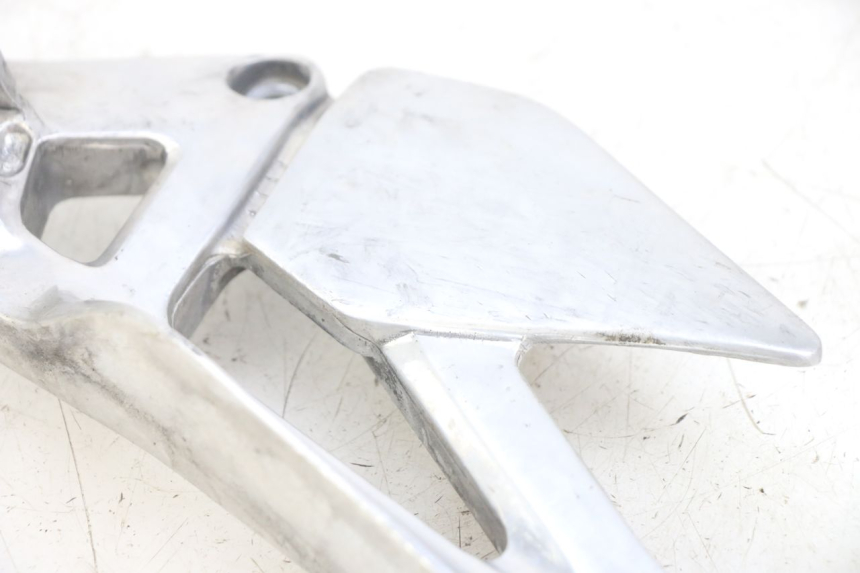 photo de PEDANA ANTERIORE SINISTRA SUPPORTO YAMAHA XJN DIVERSION 600 (2000 - 2003) - Dettaglio del componente