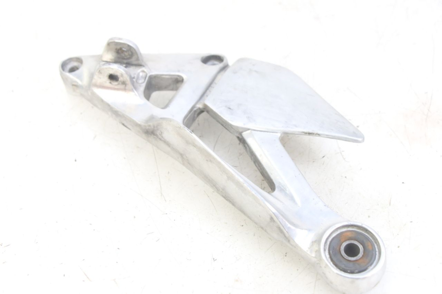 photo de PEDANA ANTERIORE SINISTRA SUPPORTO YAMAHA XJN DIVERSION 600 (2000 - 2003) - Zoom sullo stato d'uso