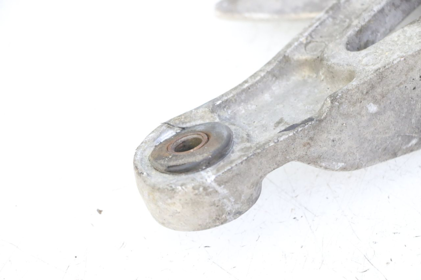 photo de PEDANA ANTERIORE SINISTRA SUPPORTO YAMAHA XJN DIVERSION 600 (2000 - 2003) - Zoom sullo stato d'uso