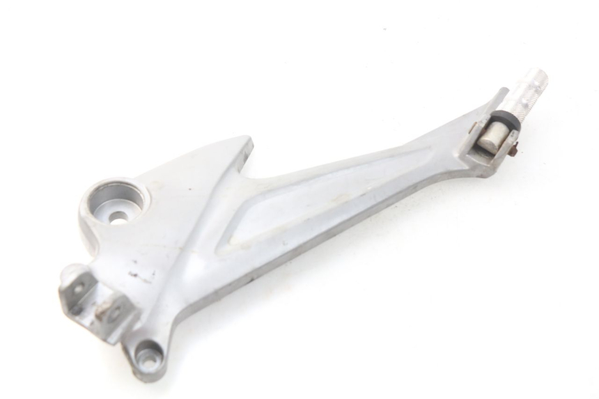 photo de PEDANA ANTERIORE SINISTRA SUPPORTO HONDA XLV VARADERO 125 (2000 - 2006) - Altra angolazione