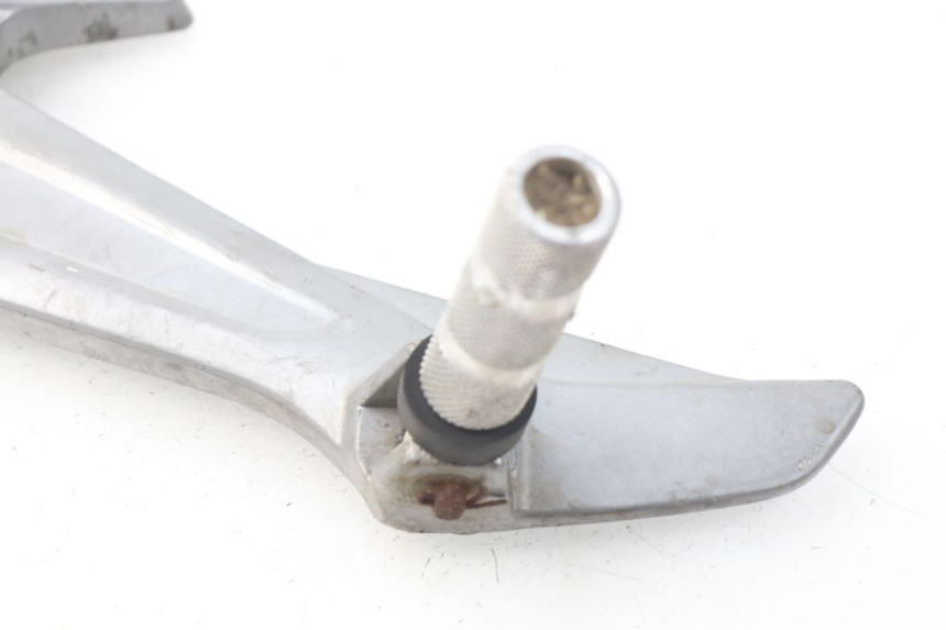 photo de PEDANA ANTERIORE SINISTRA SUPPORTO HONDA XLV VARADERO 125 (2000 - 2006) - Vista d'insieme del prodotto