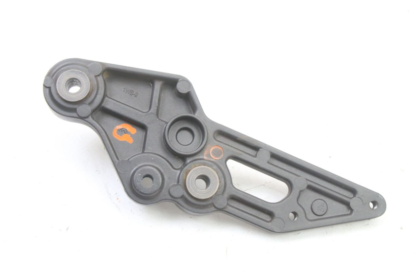 photo de PEDANA ANTERIORE SINISTRA SUPPORTO YAMAHA TRACER 7 700 (2020 - 2024) - Zoom sullo stato d'uso