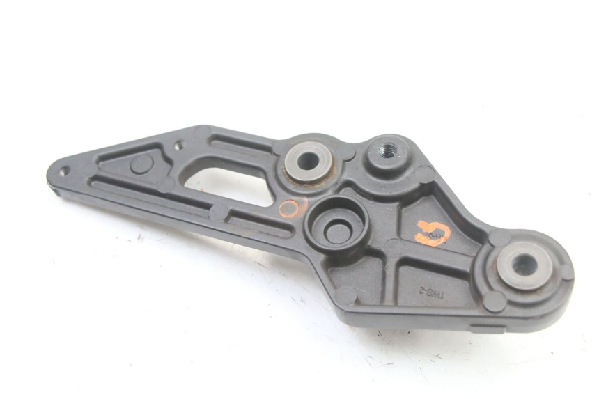 photo de PEDANA ANTERIORE SINISTRA SUPPORTO YAMAHA TRACER 7 700 (2020 - 2024) - Altra angolazione