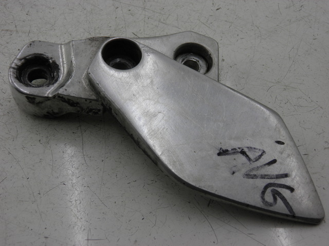 photo de Piastra poggiapiedi anteriore sinistra YAMAHA XJR 1300 (1998 - 2002) - Vista principale