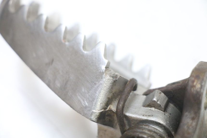 photo de PEDANA ANTERIORE SINISTRA SUPPORTO YAMAHA YZ 125 (2006 - 2016) - Altra angolazione