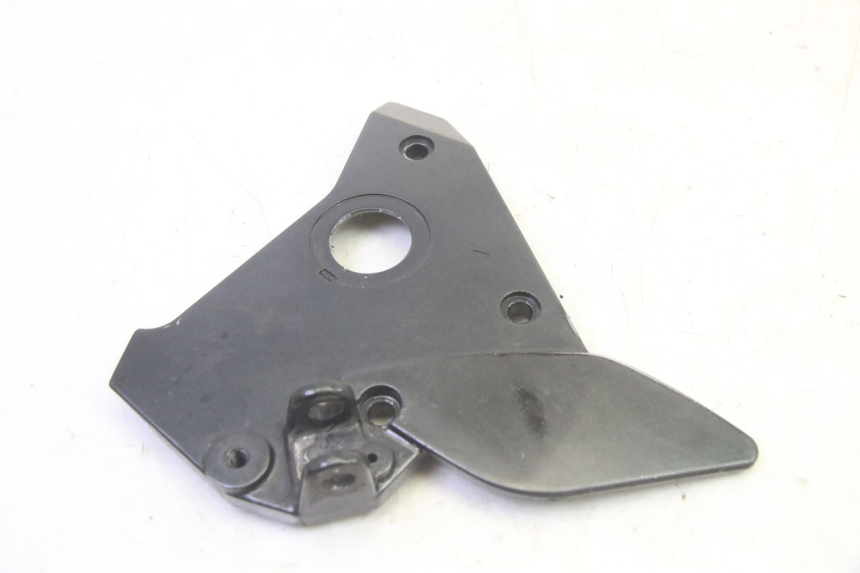 photo de PEDANA ANTERIORE SINISTRA SUPPORTO KAWASAKI ZR 7 750 (1999 - 2004) - Dettaglio del componente