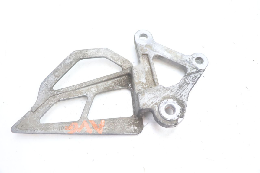 photo de PEDANA ANTERIORE SINISTRA SUPPORTO KAWASAKI ZX-6R ZX6R 600 (1995 - 1997) - Primo piano tecnico