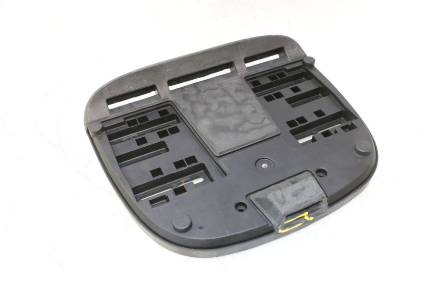 photo de STAFFA ATTACCO PIAGGIO MP3 500 (2016 - 2018) - Altra vista dell'articolo