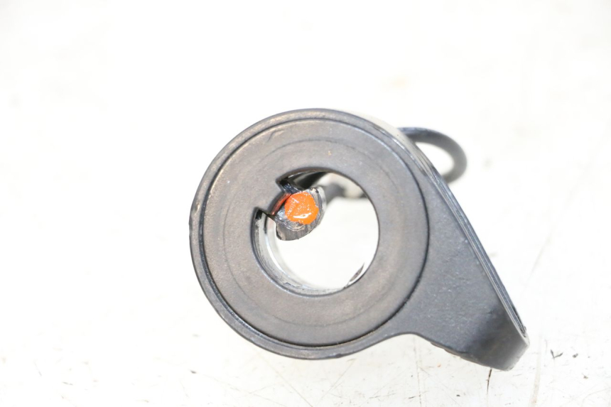 photo de MANIGLIA DELL'ACCELERATORE URBANGLIDE 100XS 1 - Altra angolazione