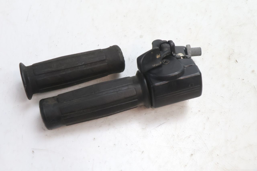 photo de ACCELERATORE PEUGEOT 103 SPX CLIP 50 (1989 - 1992) - Vista d'insieme del prodotto